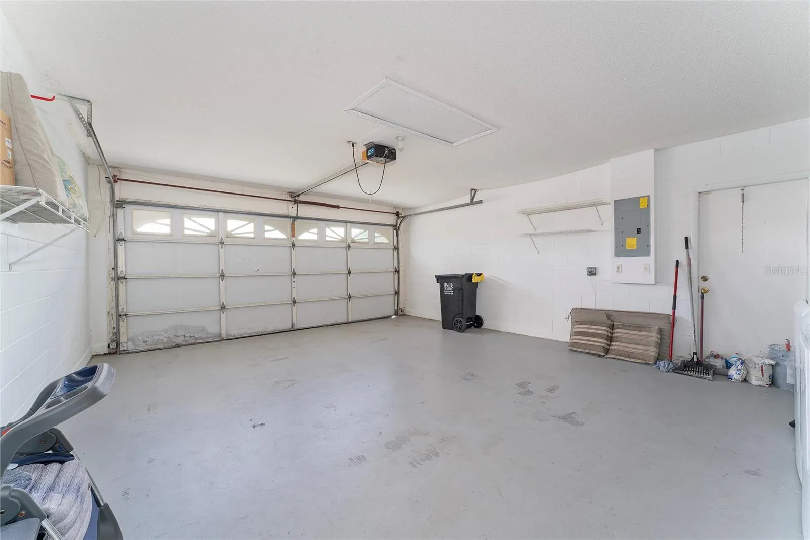 5565 LOMA VISTA LOOP