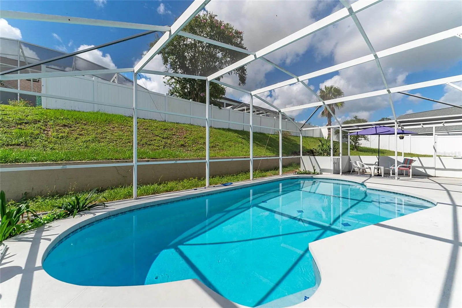 5565 LOMA VISTA LOOP