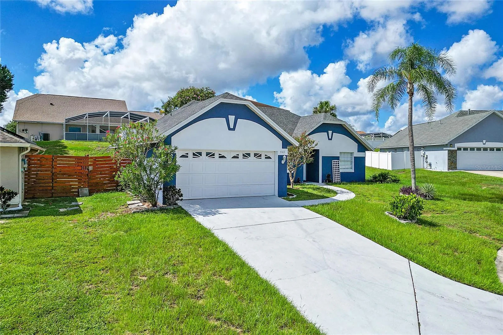 5565 LOMA VISTA LOOP