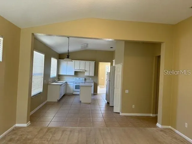 2327 MEADOW OAK CIR