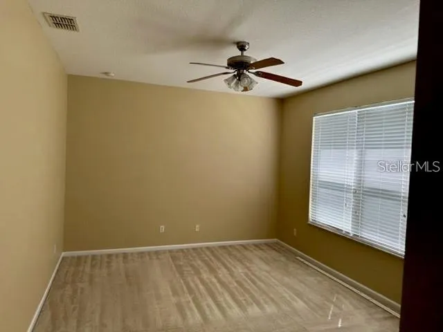 2327 MEADOW OAK CIR
