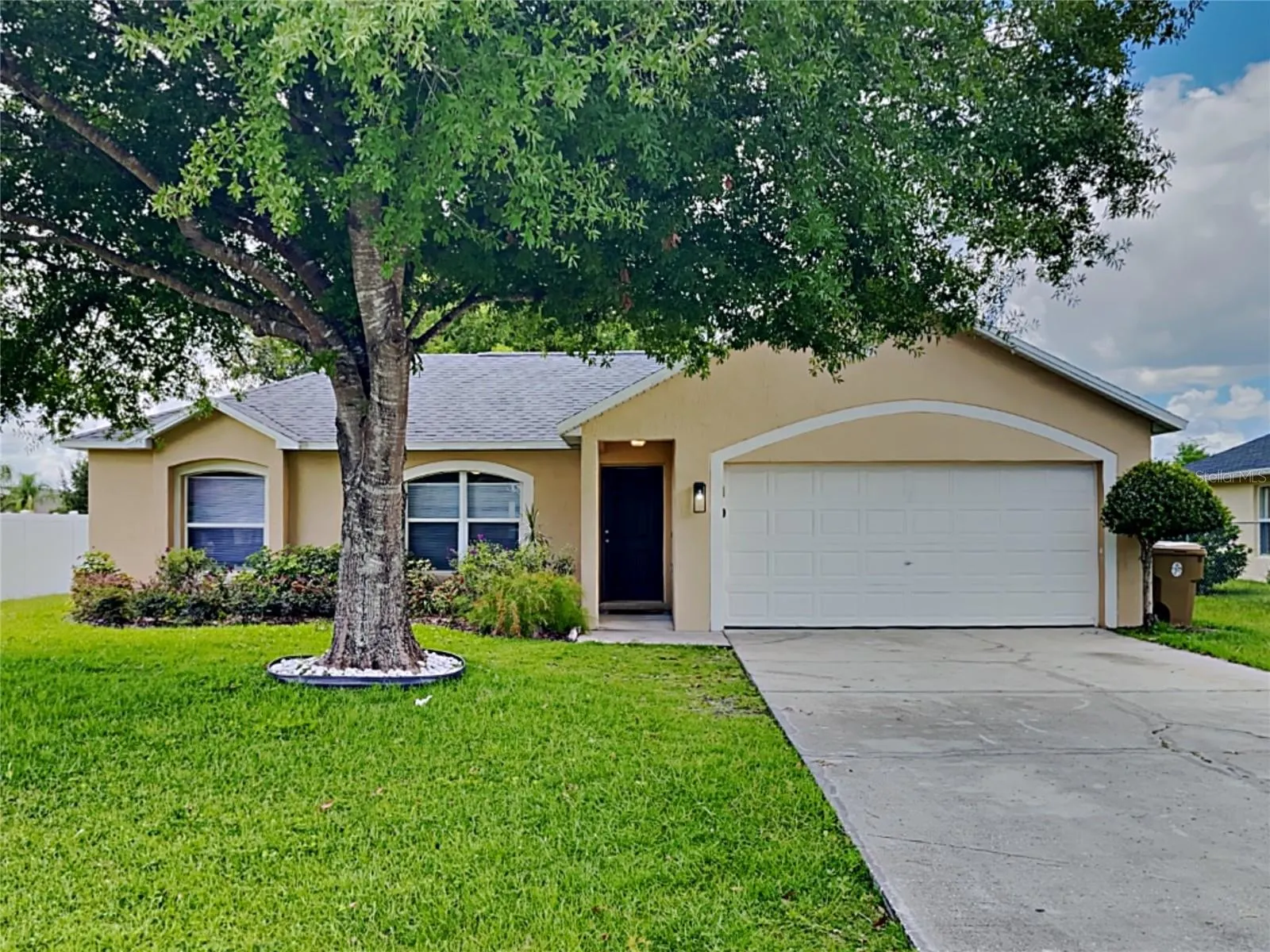 1317 DOVER DR