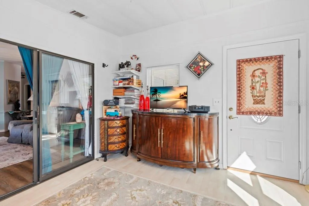 35057 MCCULLOUGHS LEAP