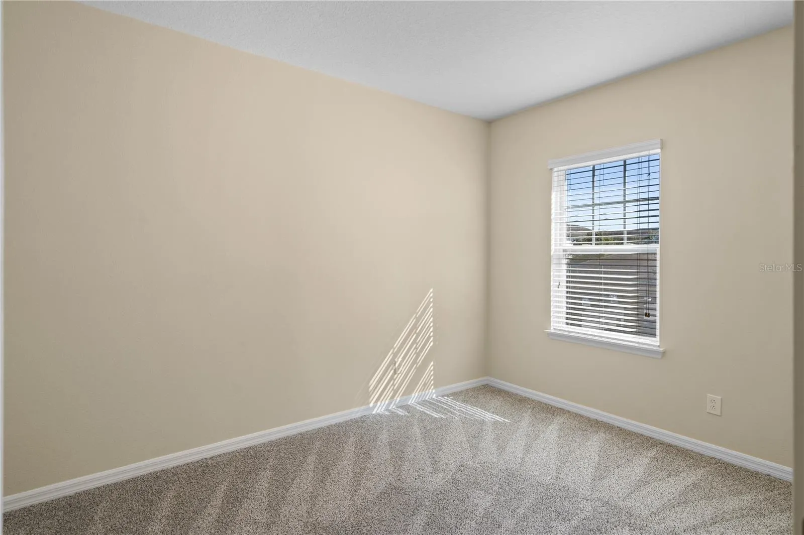 1083 TARAMUNDI DR