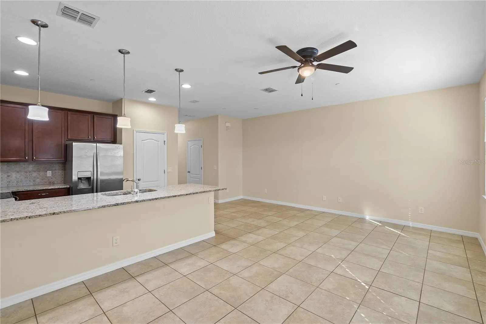 1083 TARAMUNDI DR