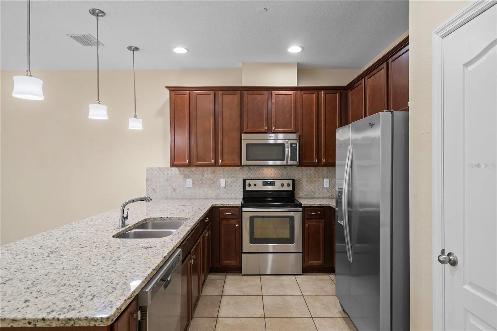 1083 TARAMUNDI DR
