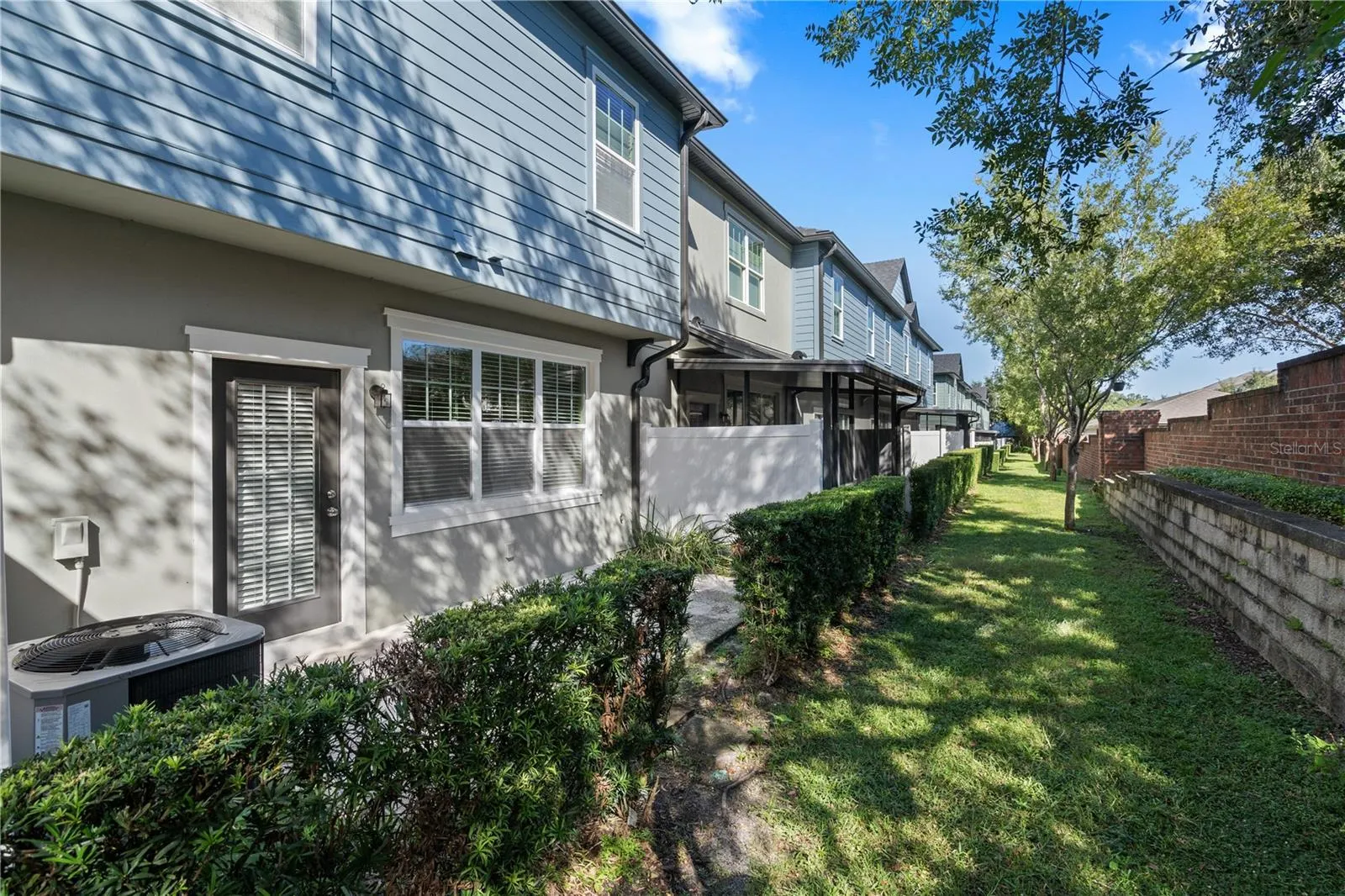 1083 TARAMUNDI DR