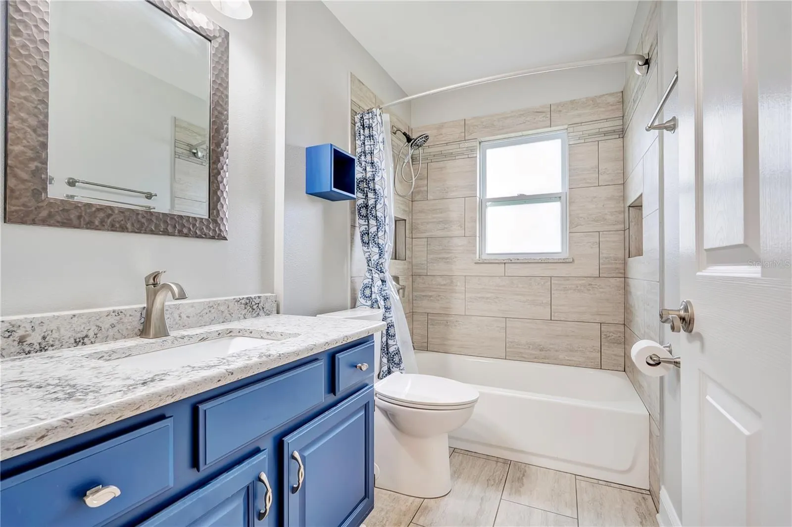 2145 GREYSTONE TRL