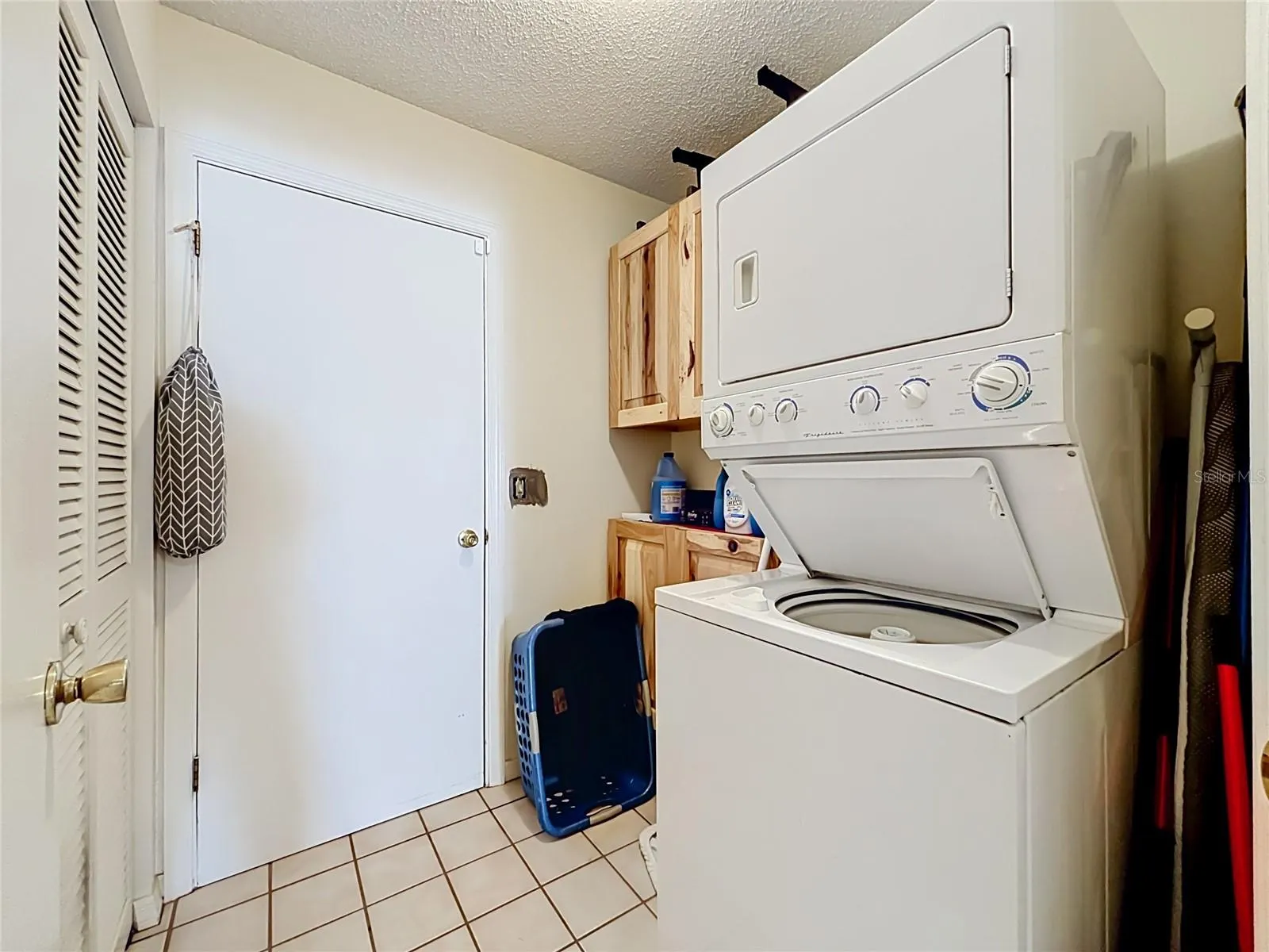 407 ANISE LN