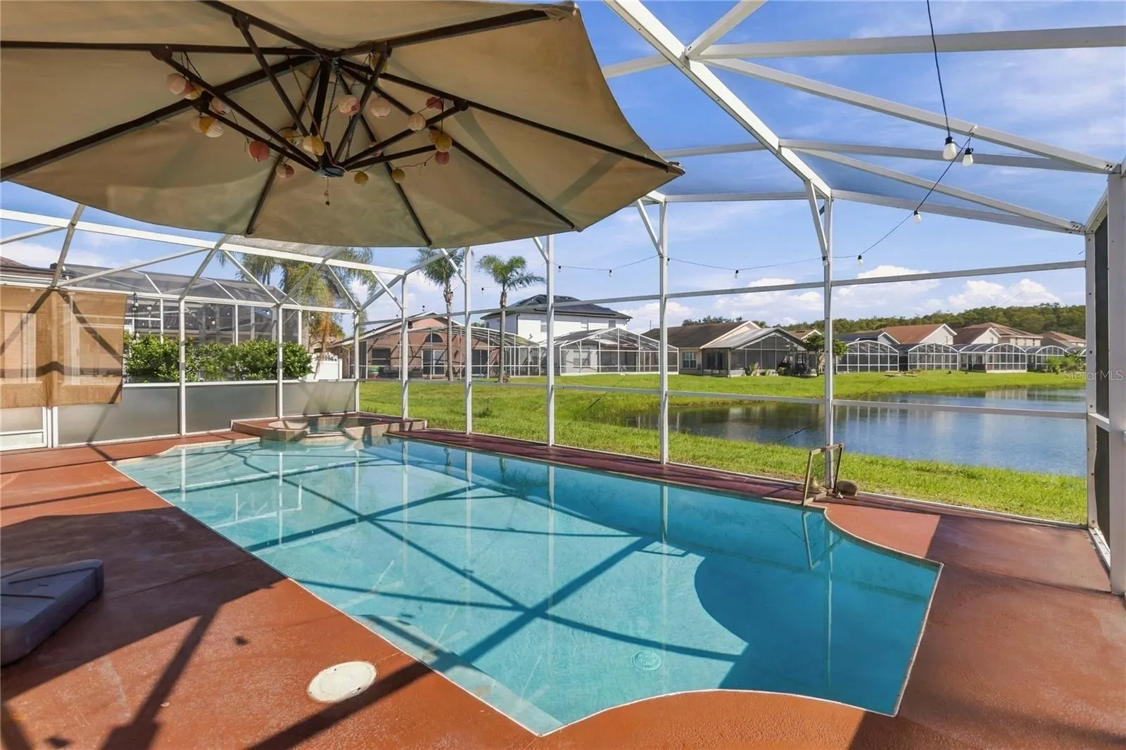 1611 BRIDGEVIEW CIR