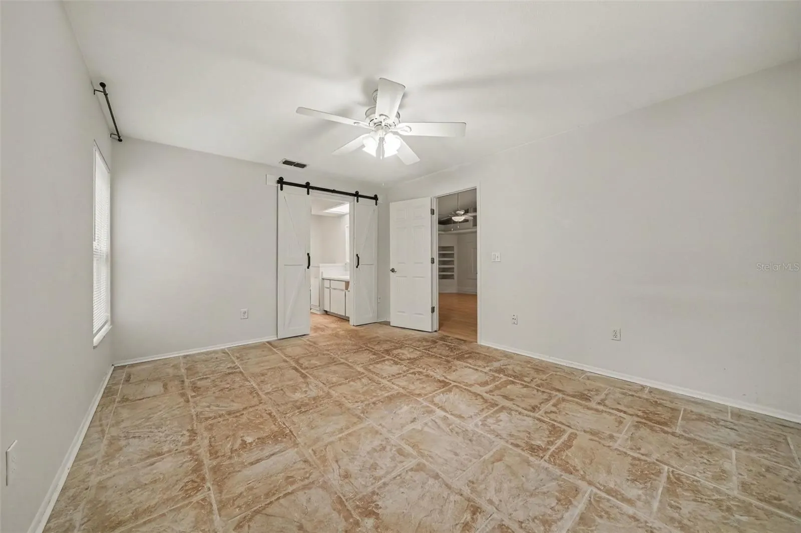 264 SUNRISE BLVD