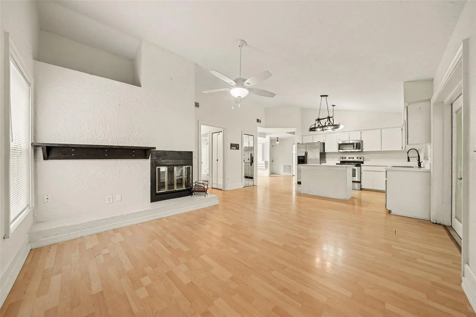 264 SUNRISE BLVD