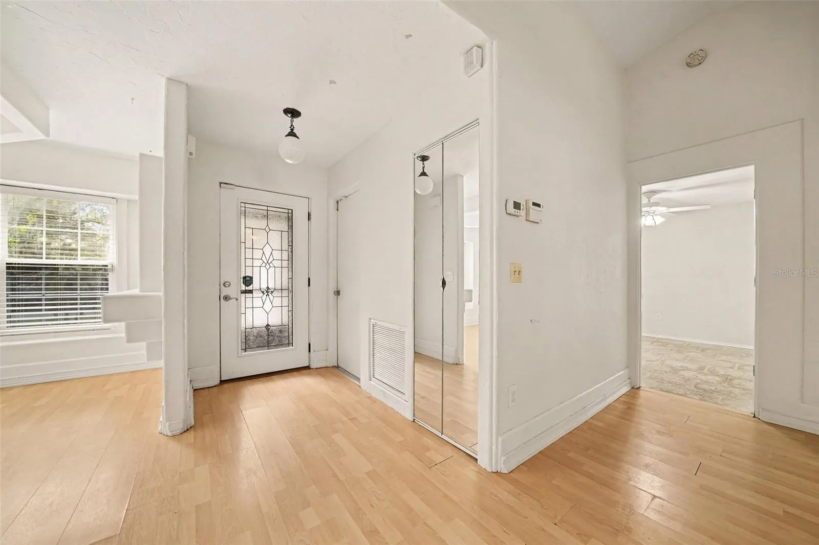 264 SUNRISE BLVD