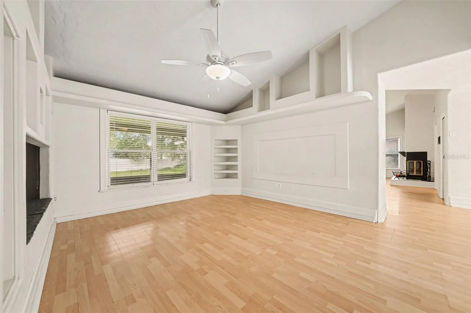 264 SUNRISE BLVD