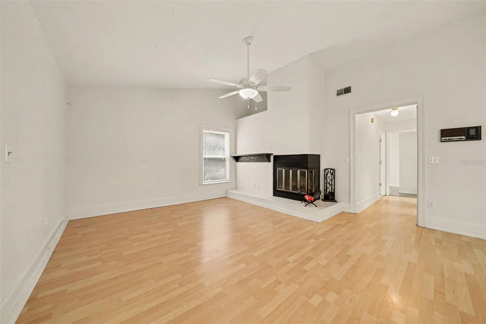 264 SUNRISE BLVD