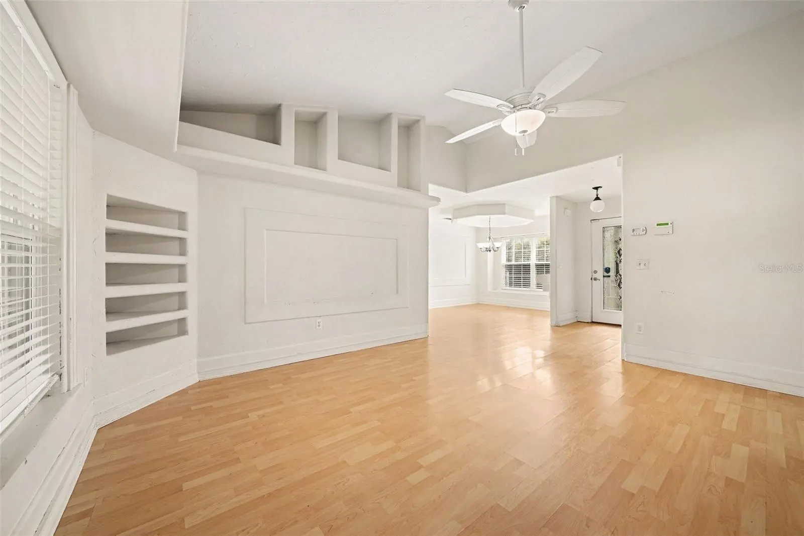 264 SUNRISE BLVD