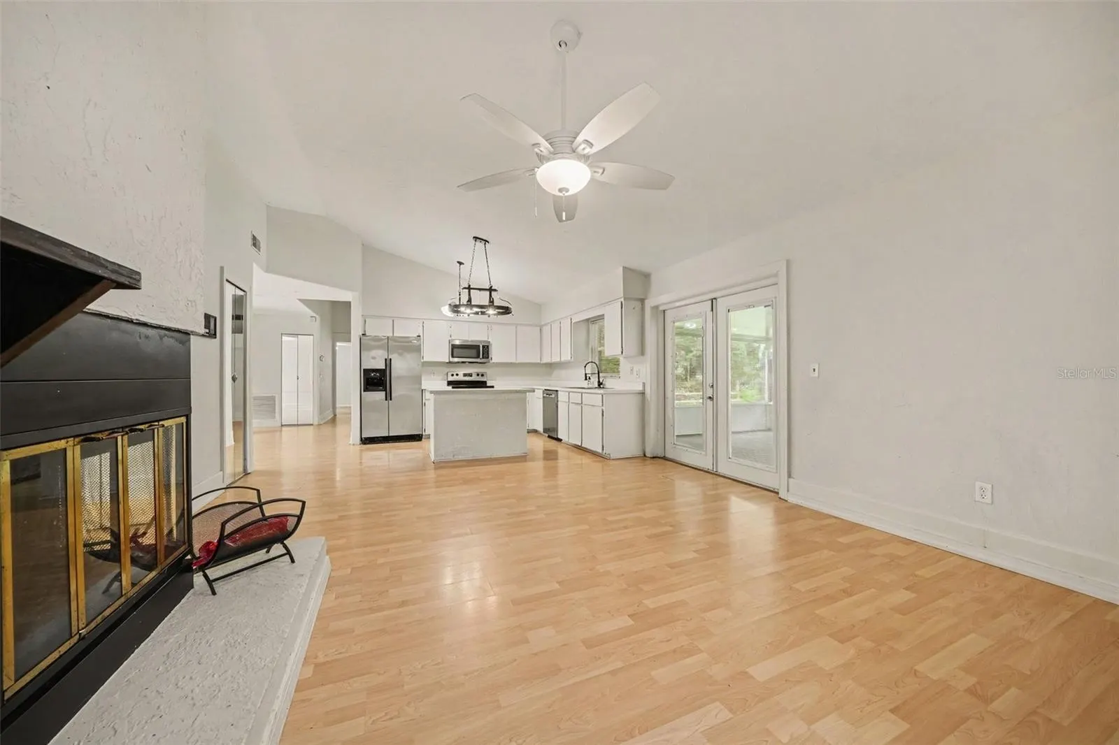 264 SUNRISE BLVD