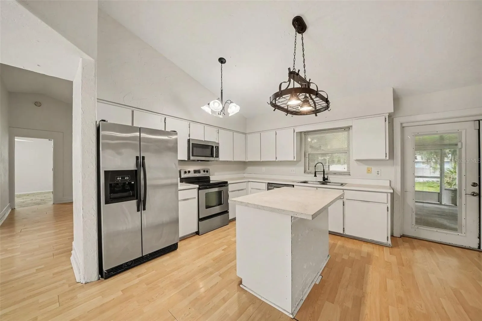 264 SUNRISE BLVD