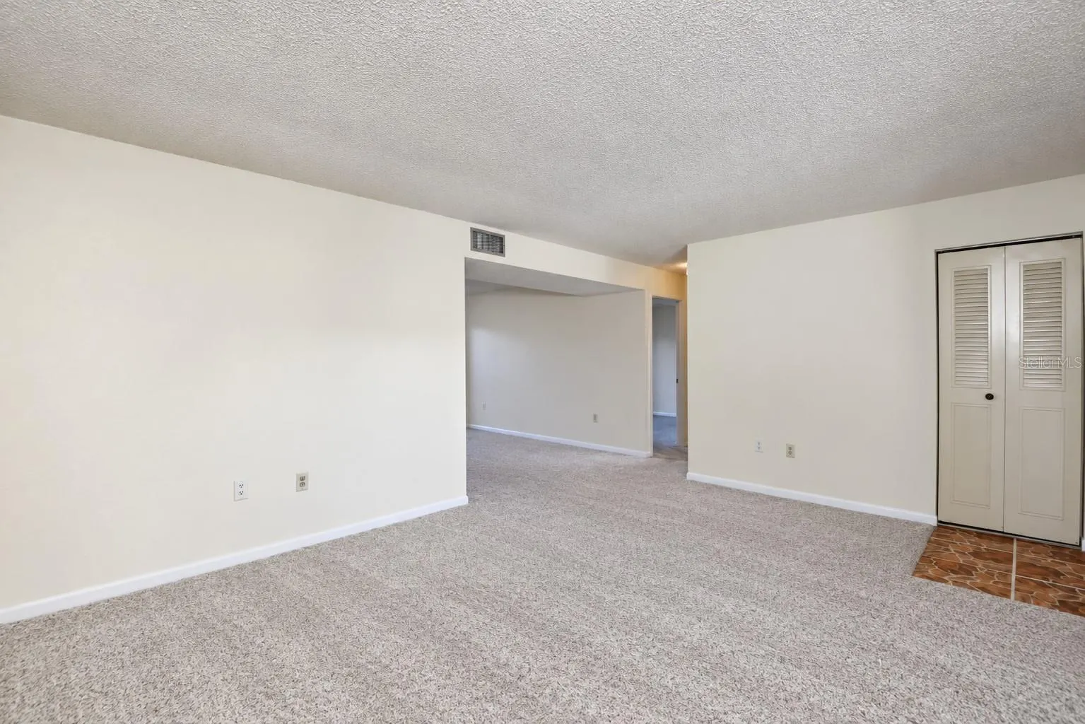 1130 N LAKE PARKER AVE #C322 #C322