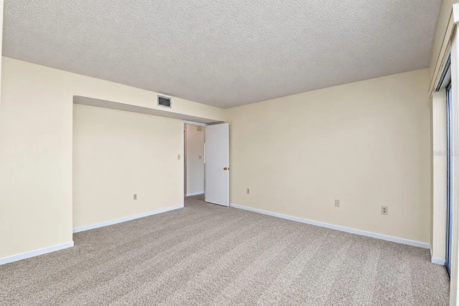 1130 N LAKE PARKER AVE #C322 #C322