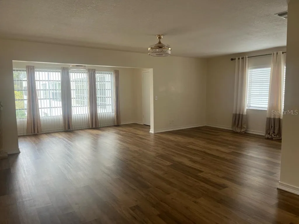 100 EL CAMINO DR #208 #208