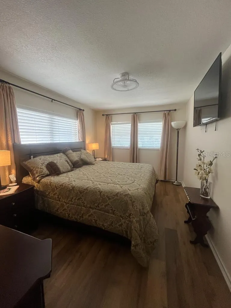 100 EL CAMINO DR #208 #208