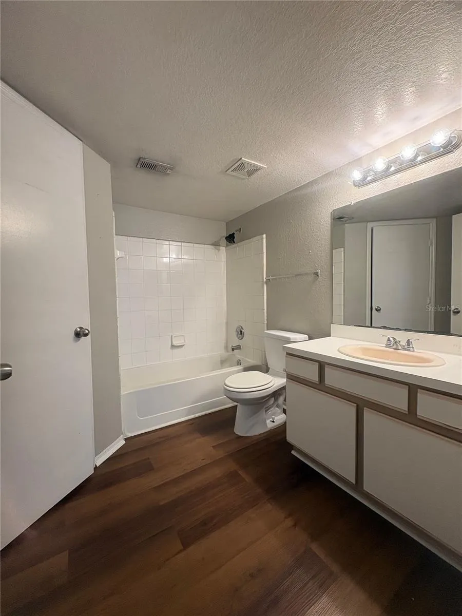 2208 ANTIGUA PL #923 #923