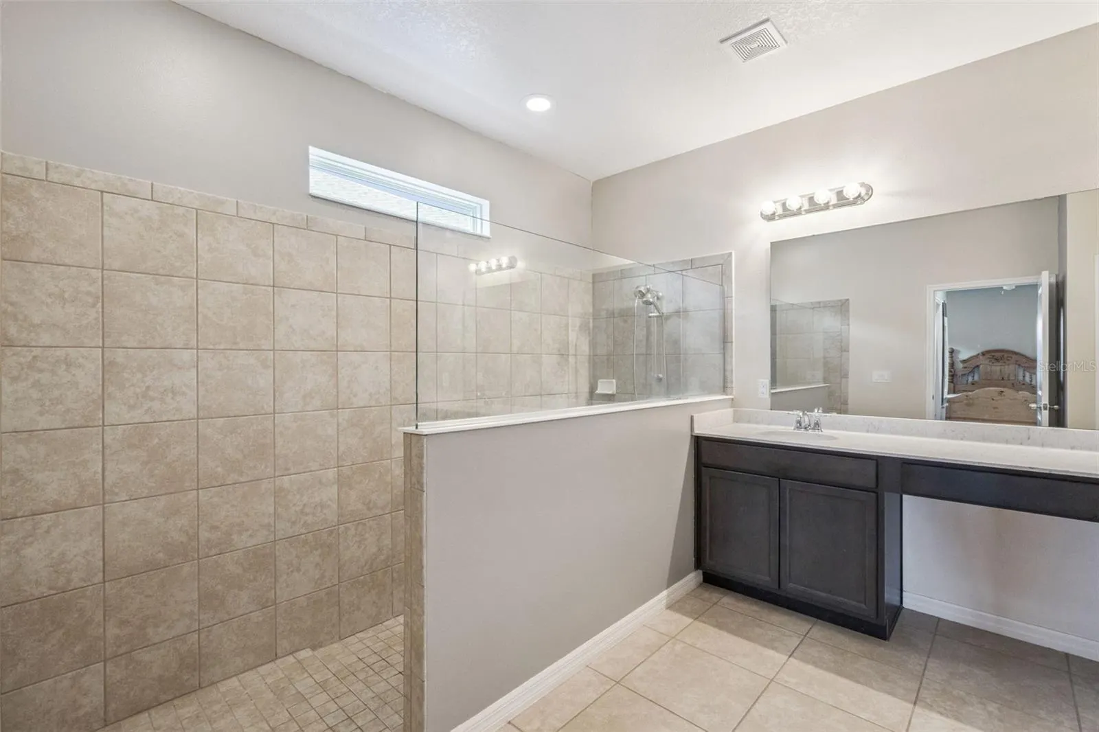 1181 HILLTOP PL
