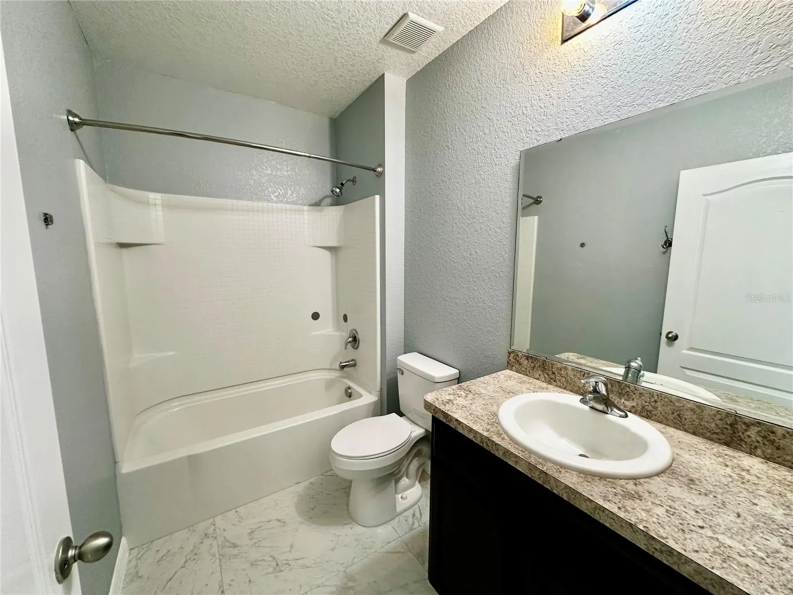 1437 WALLACE MANOR PASS