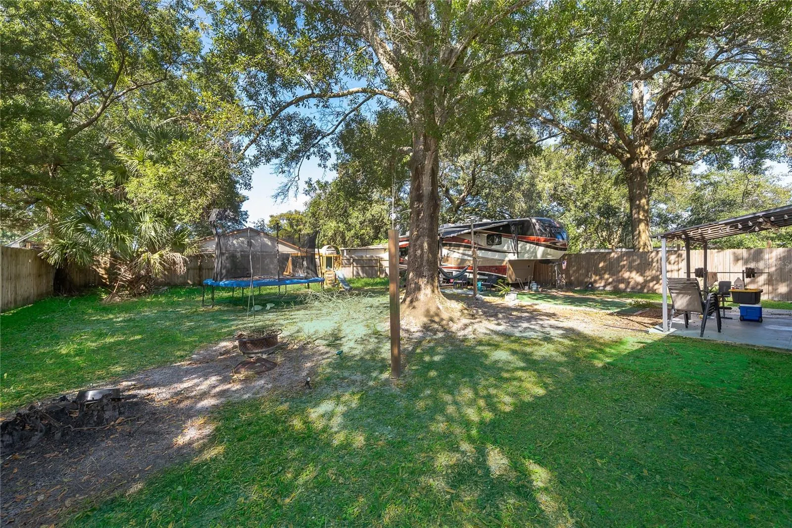 800 DORADO AVE