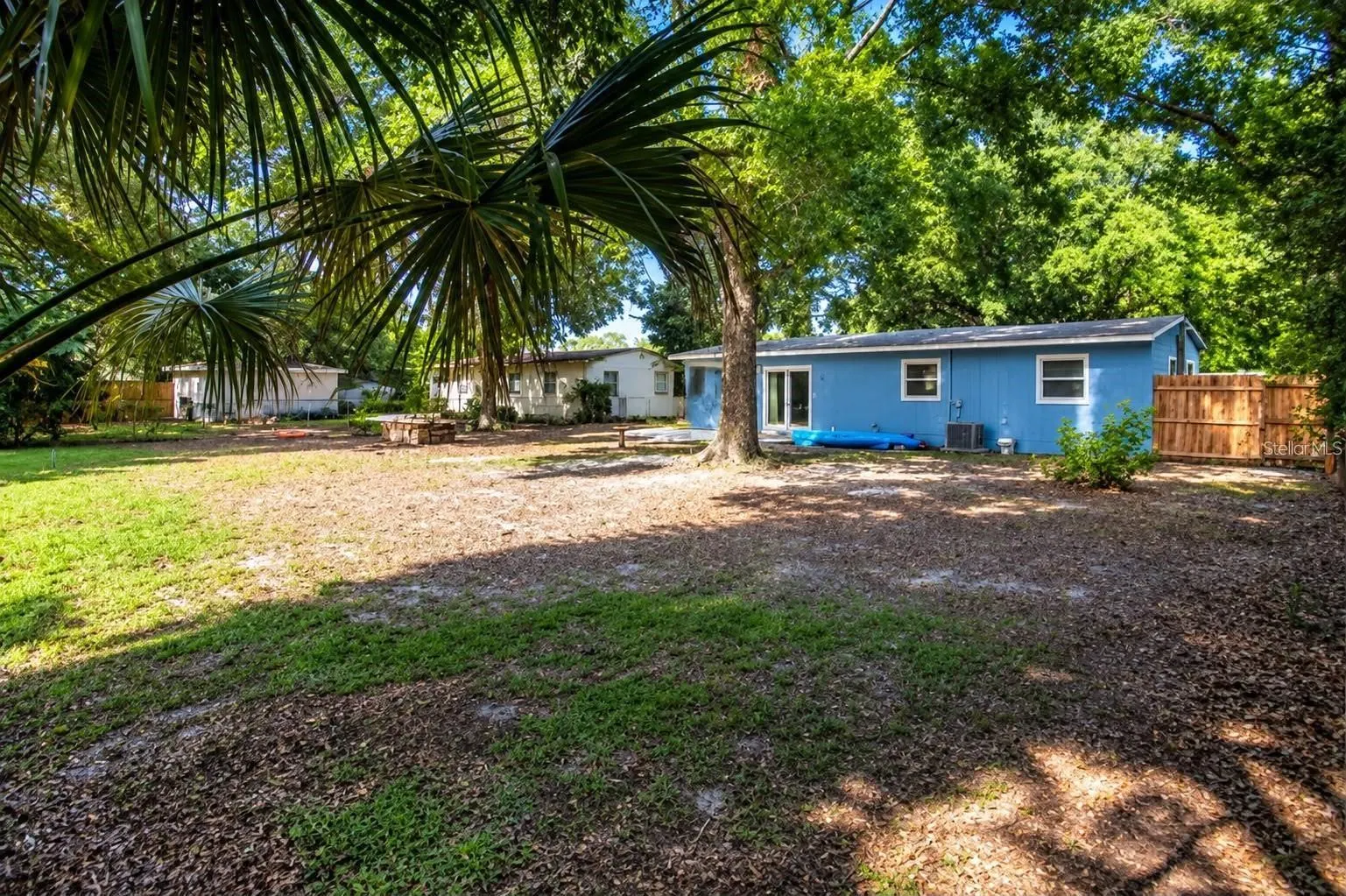 800 DORADO AVE