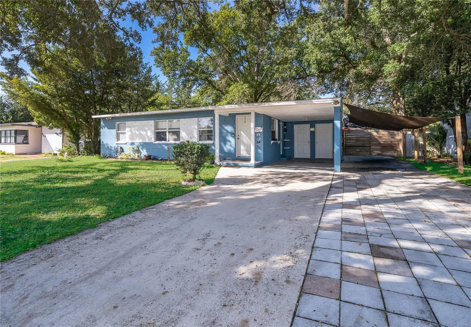 800 DORADO AVE