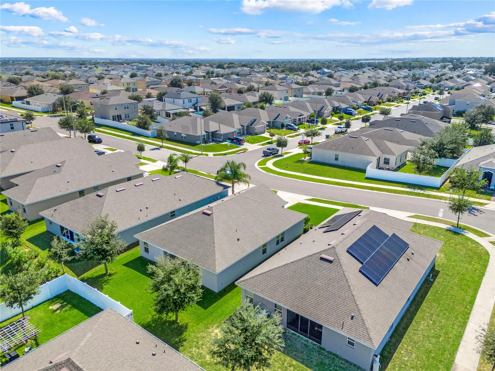 491 MEADOW POINTE DR