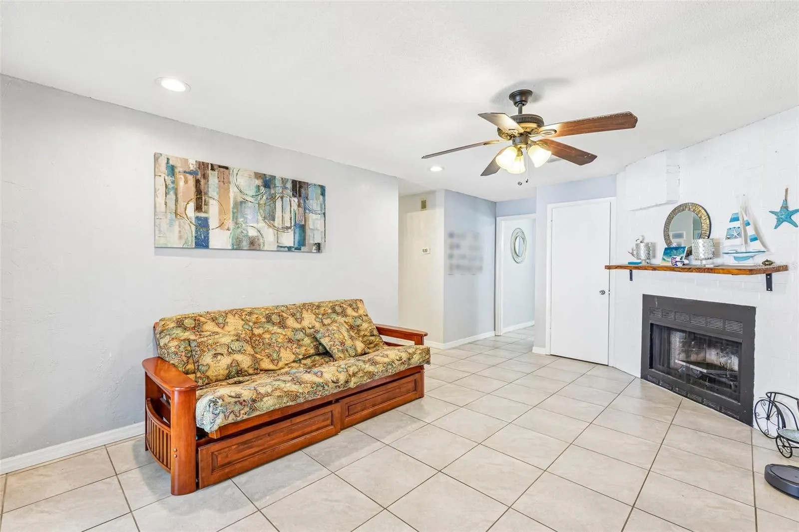 33 DRESDEN CIR