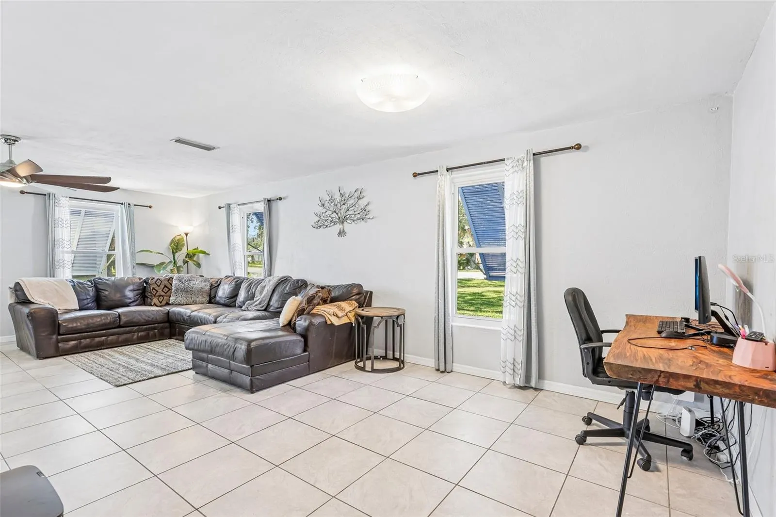 33 DRESDEN CIR