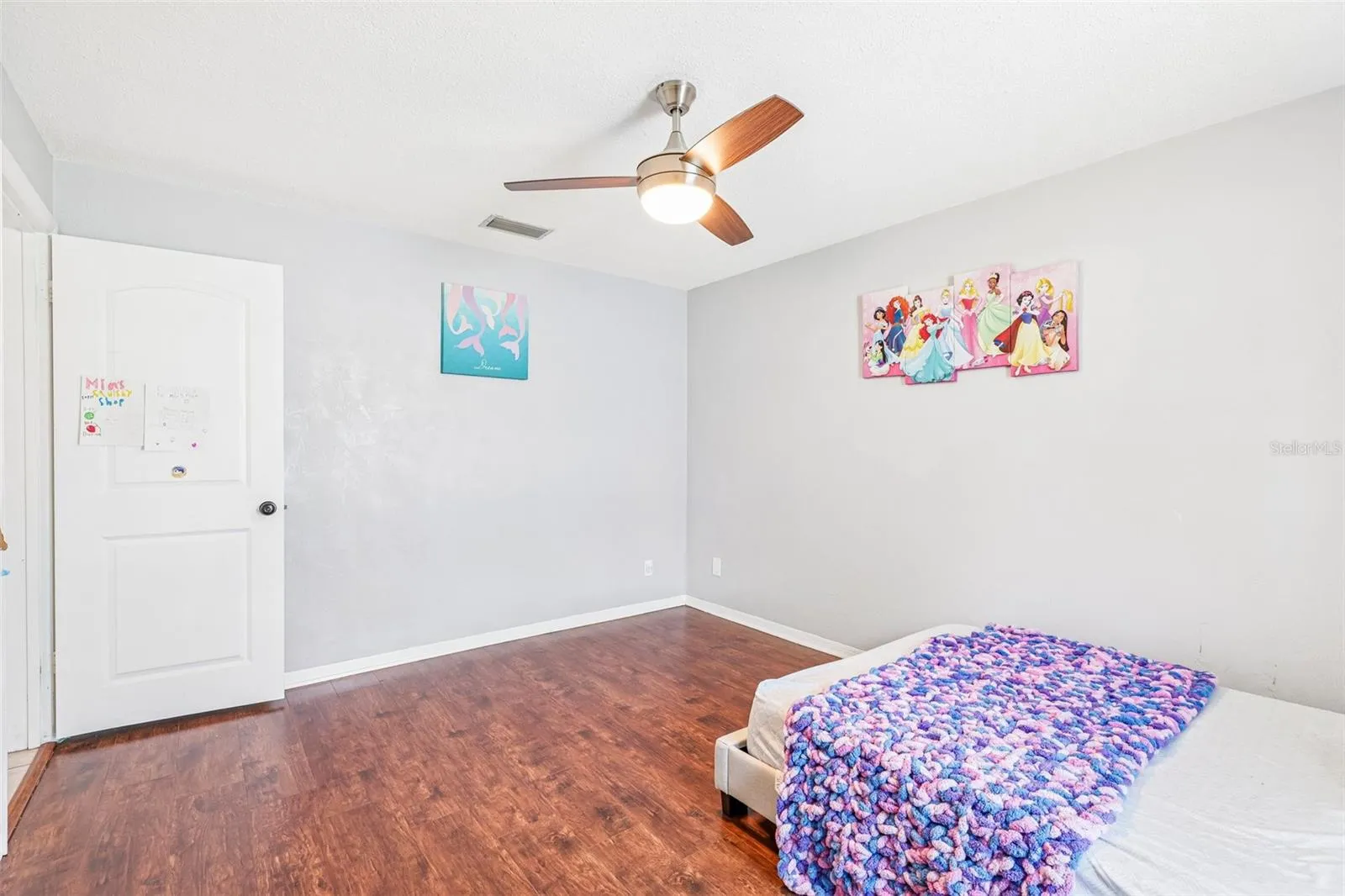 33 DRESDEN CIR
