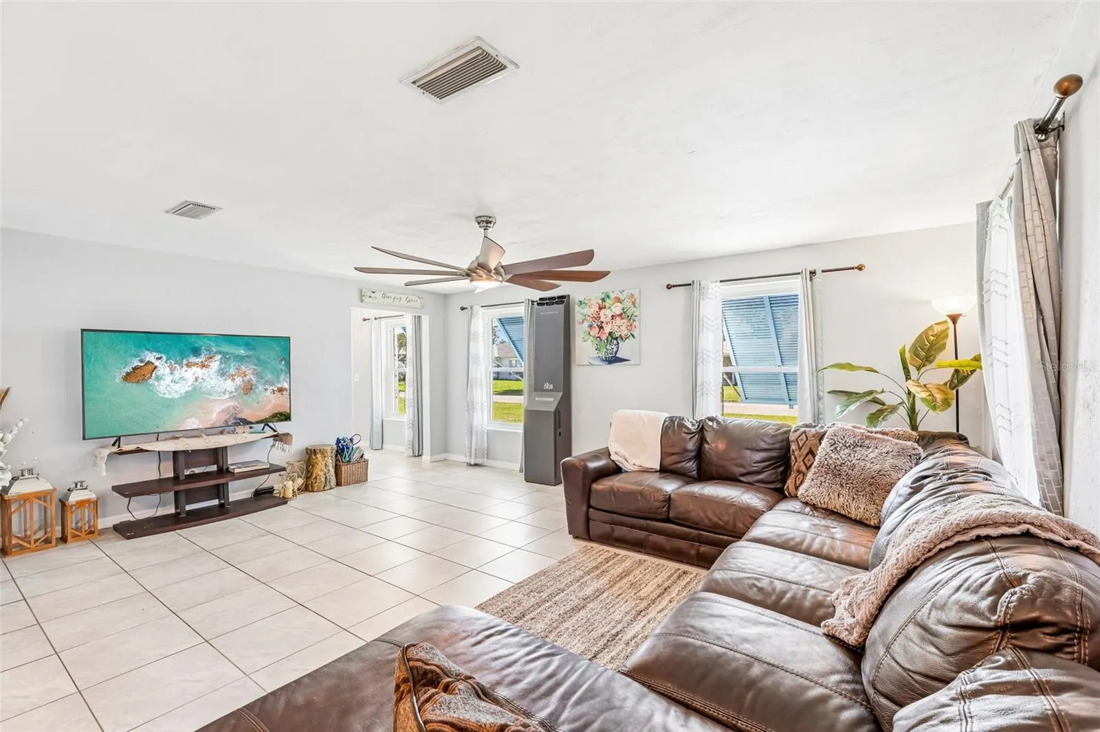 33 DRESDEN CIR