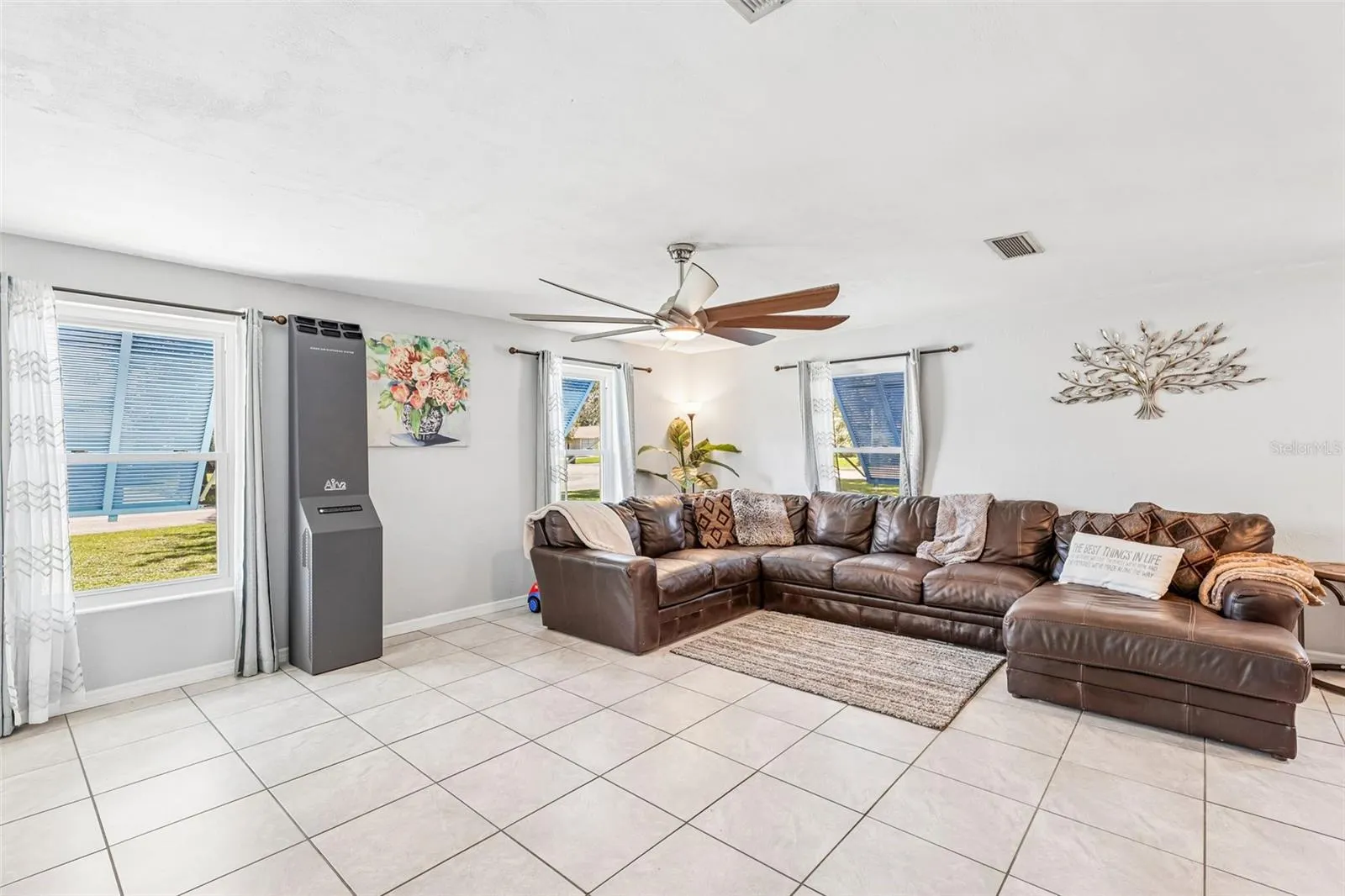 33 DRESDEN CIR