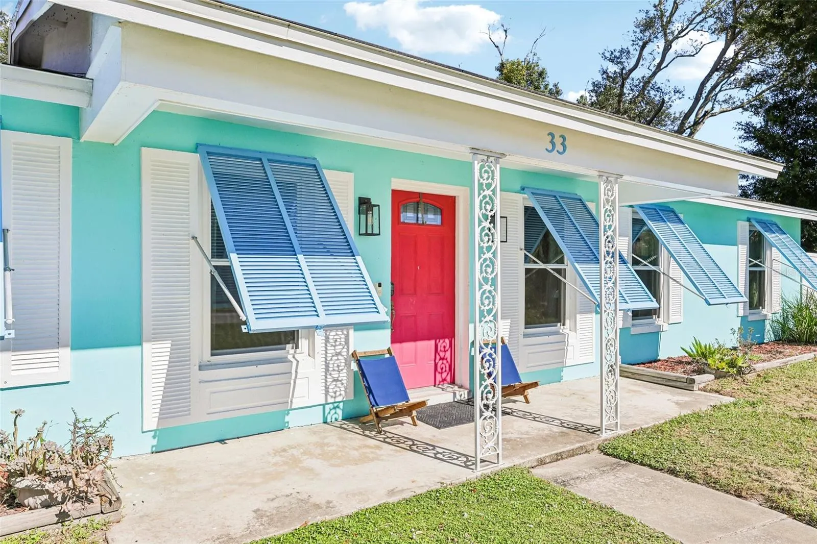 33 DRESDEN CIR