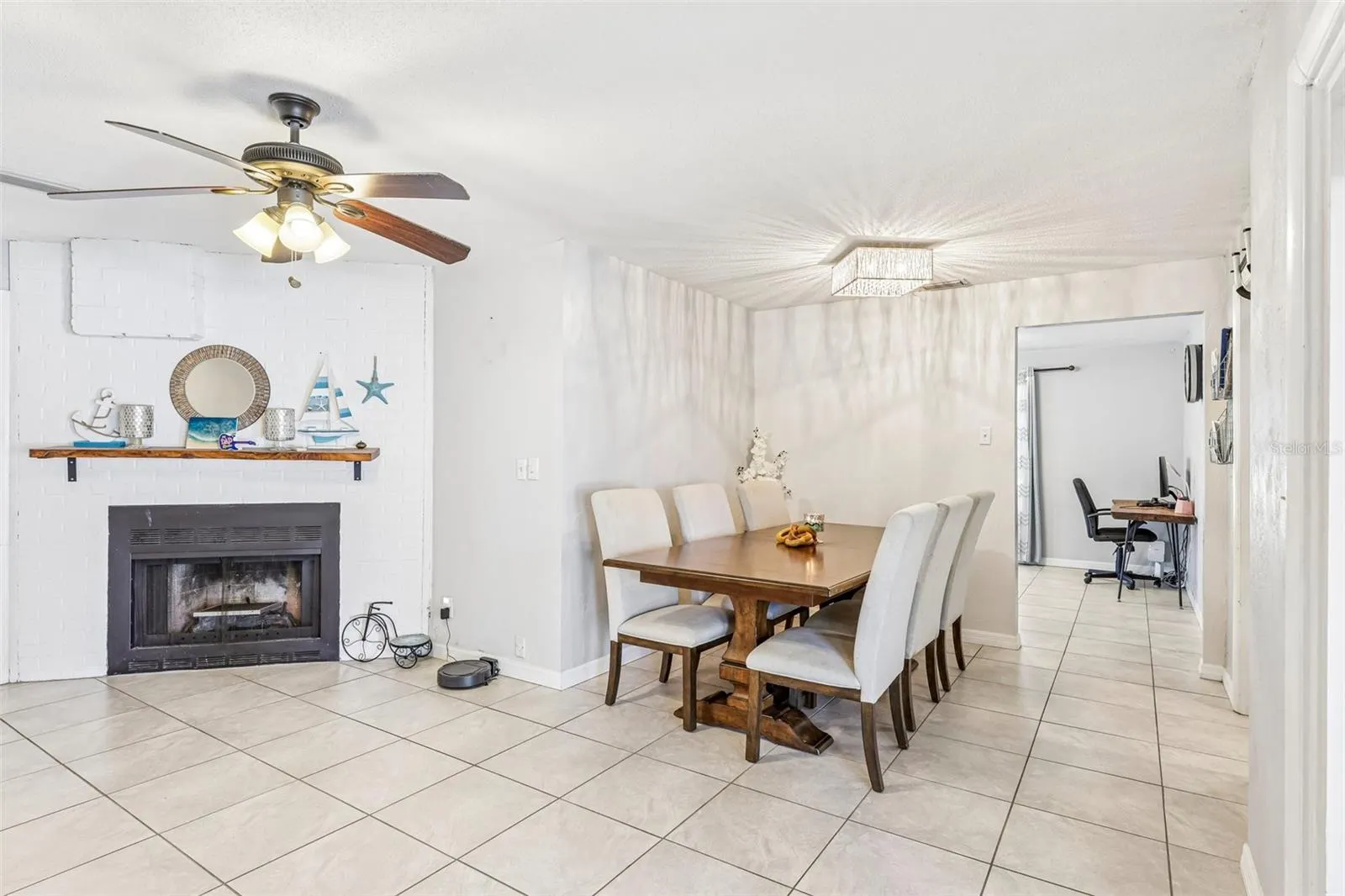 33 DRESDEN CIR