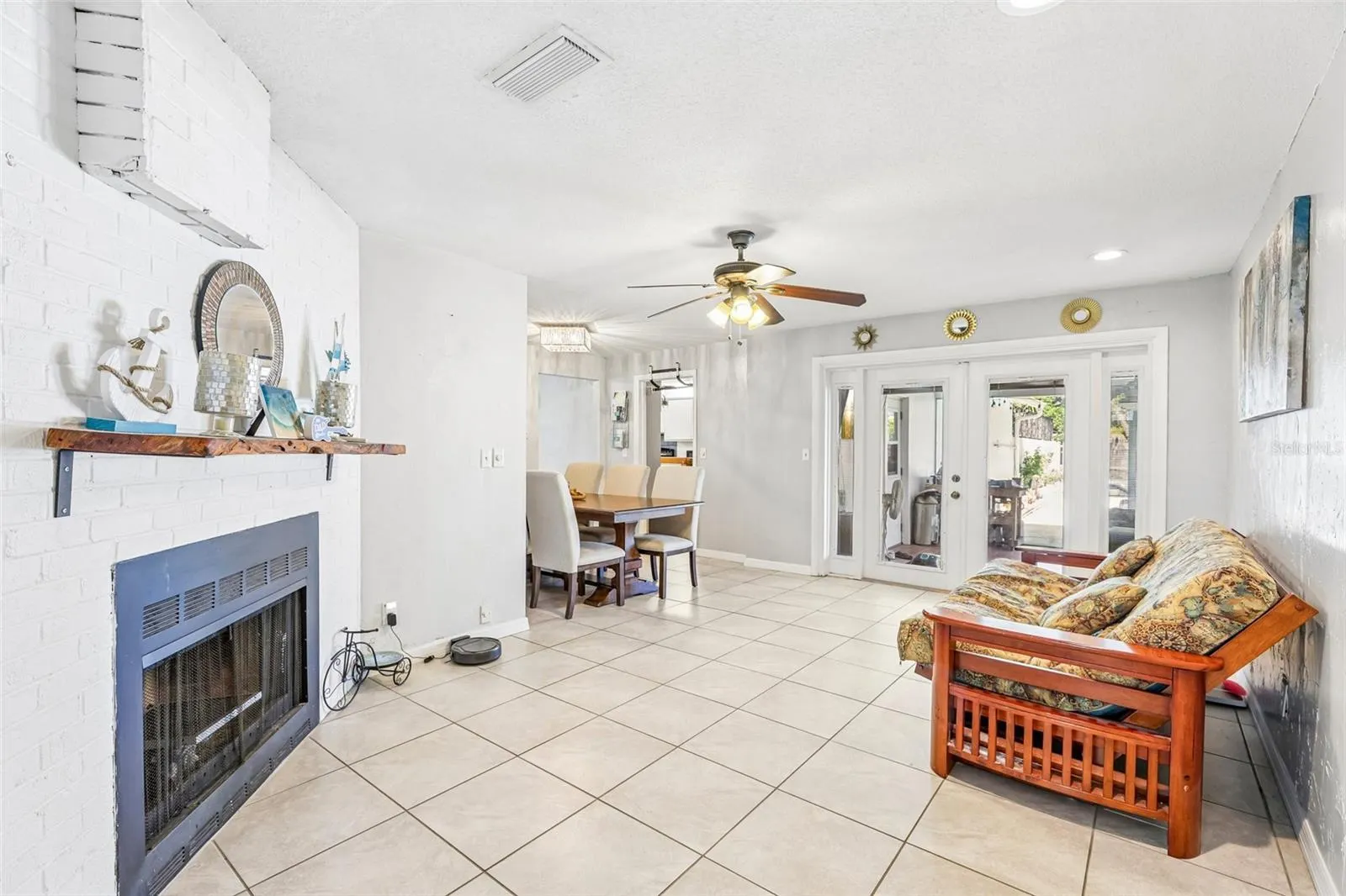 33 DRESDEN CIR