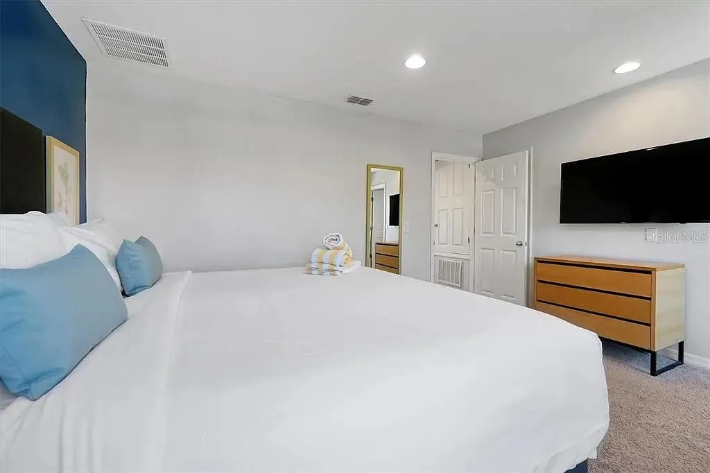 3008 RED GINGER RD