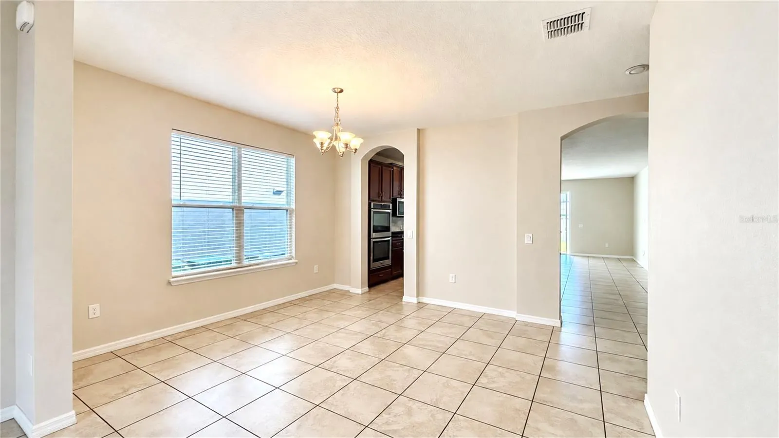 14153 DOVE HOLLOW DR