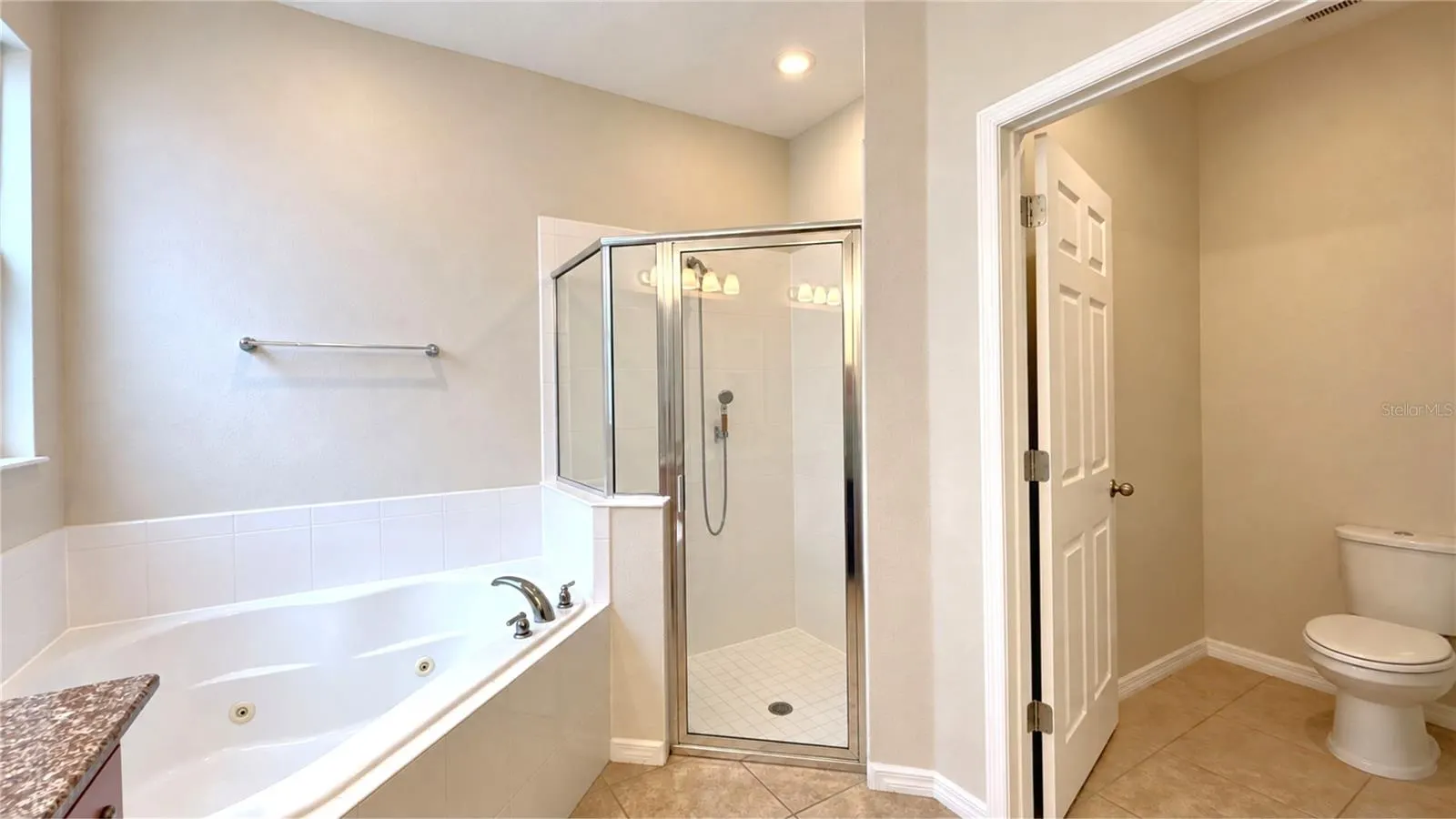 14153 DOVE HOLLOW DR