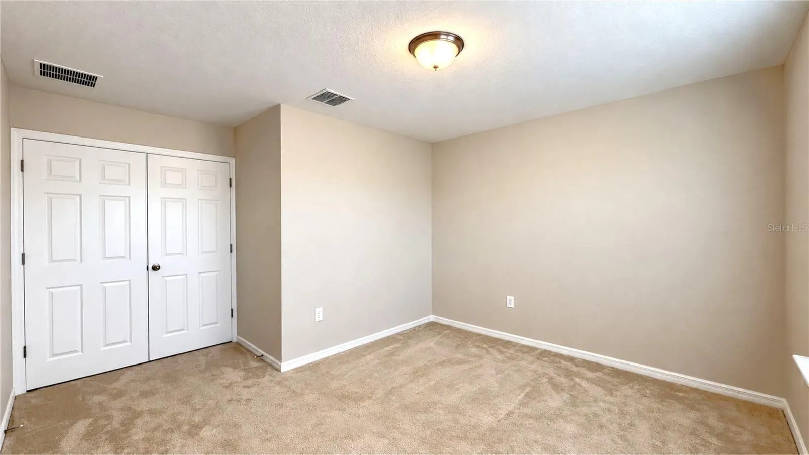 14153 DOVE HOLLOW DR