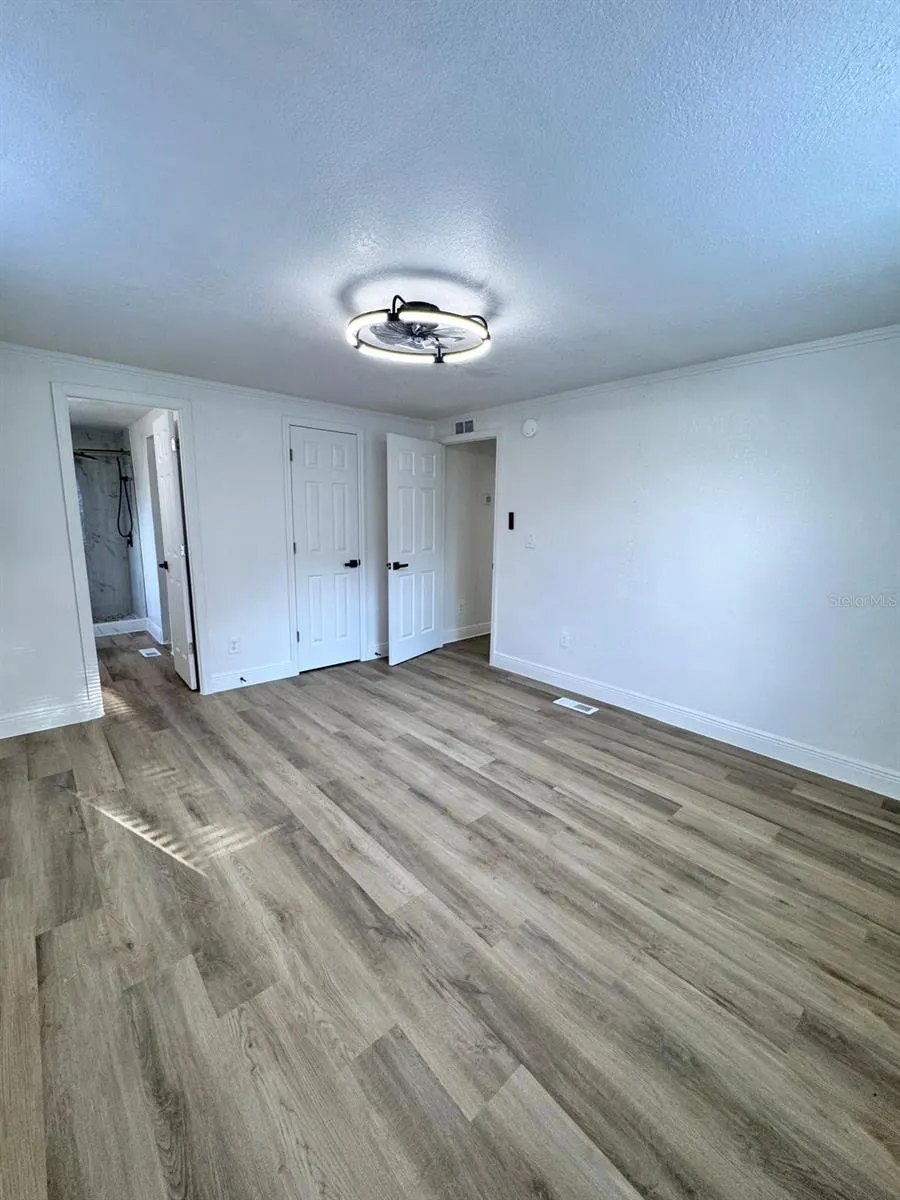116 2ND ST