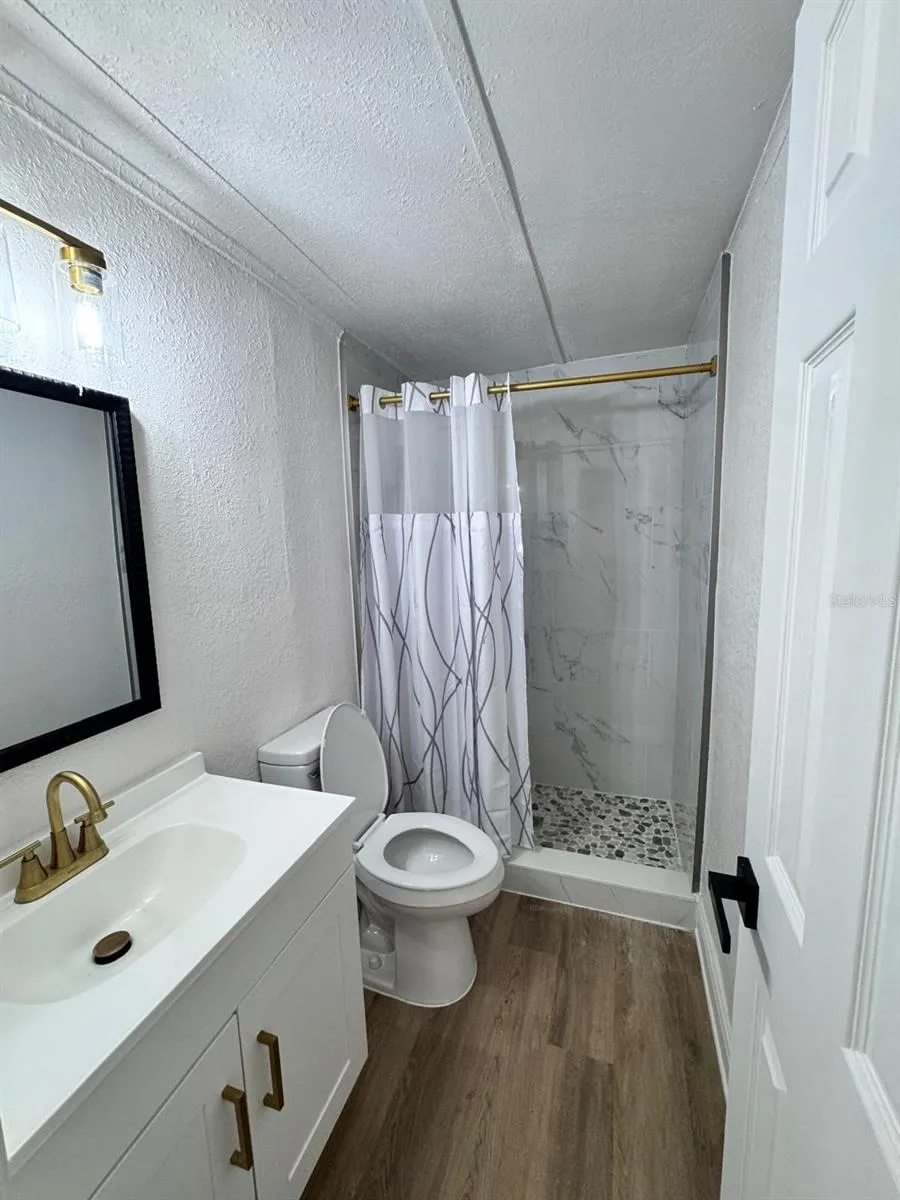116 2ND ST