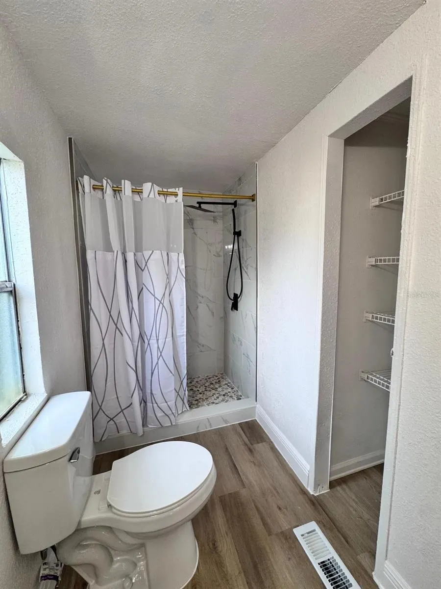 116 2ND ST