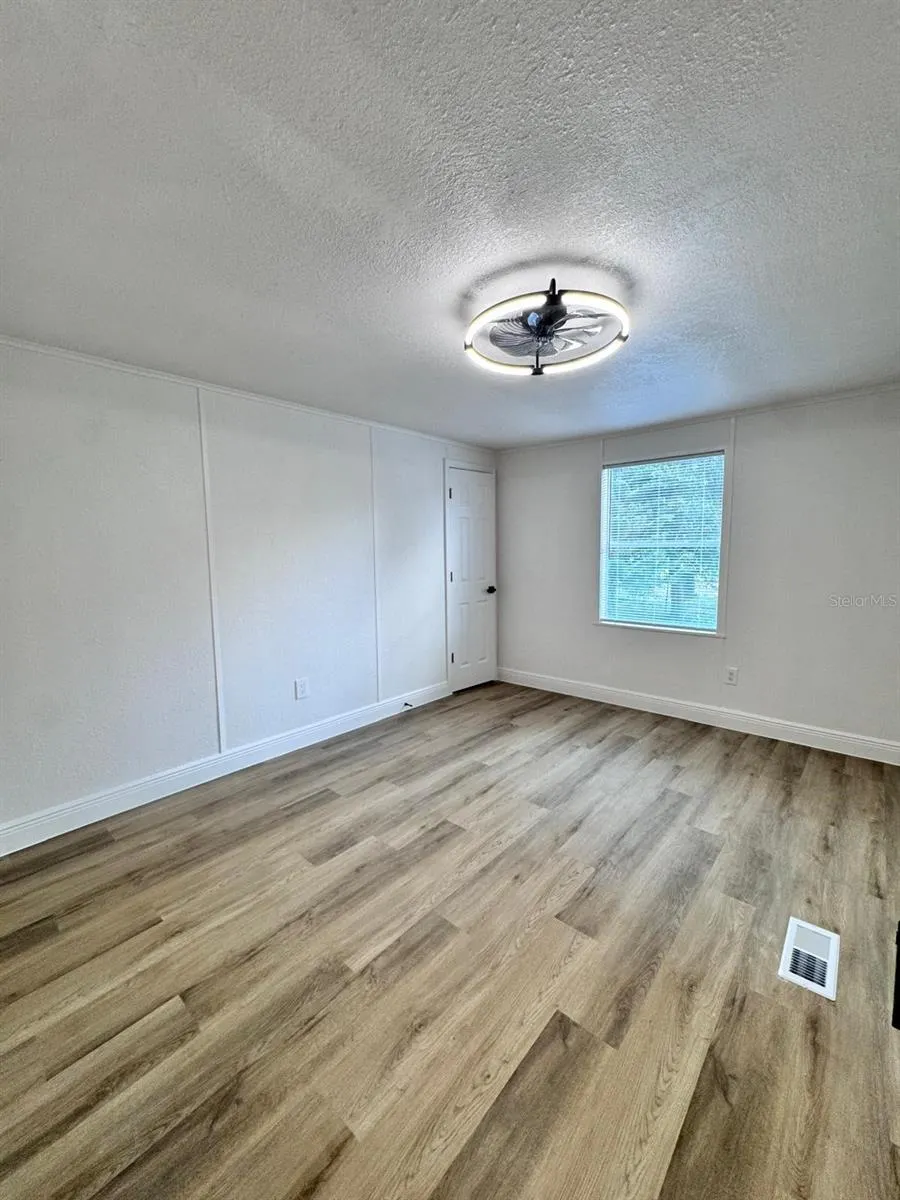 116 2ND ST