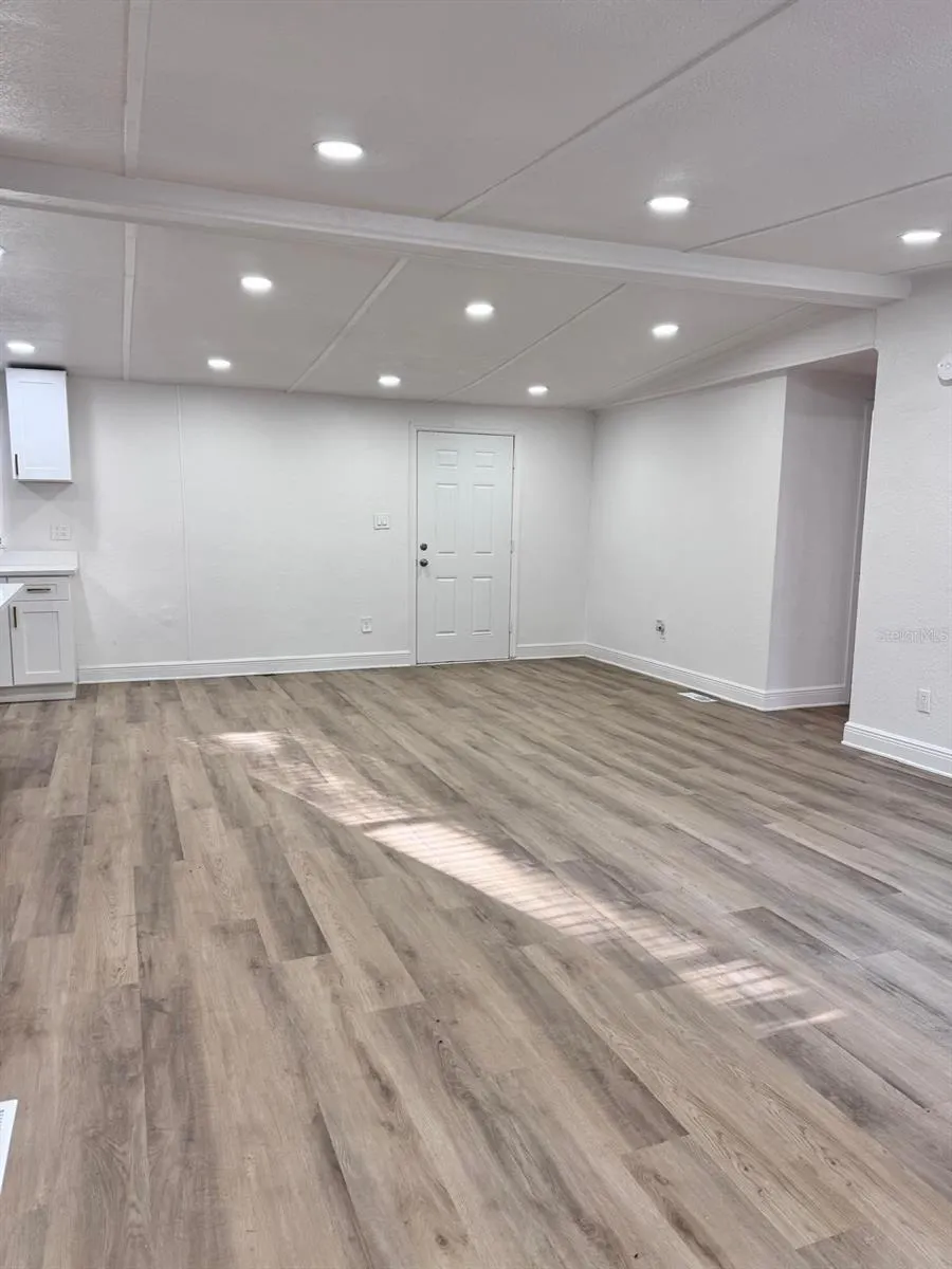 116 2ND ST